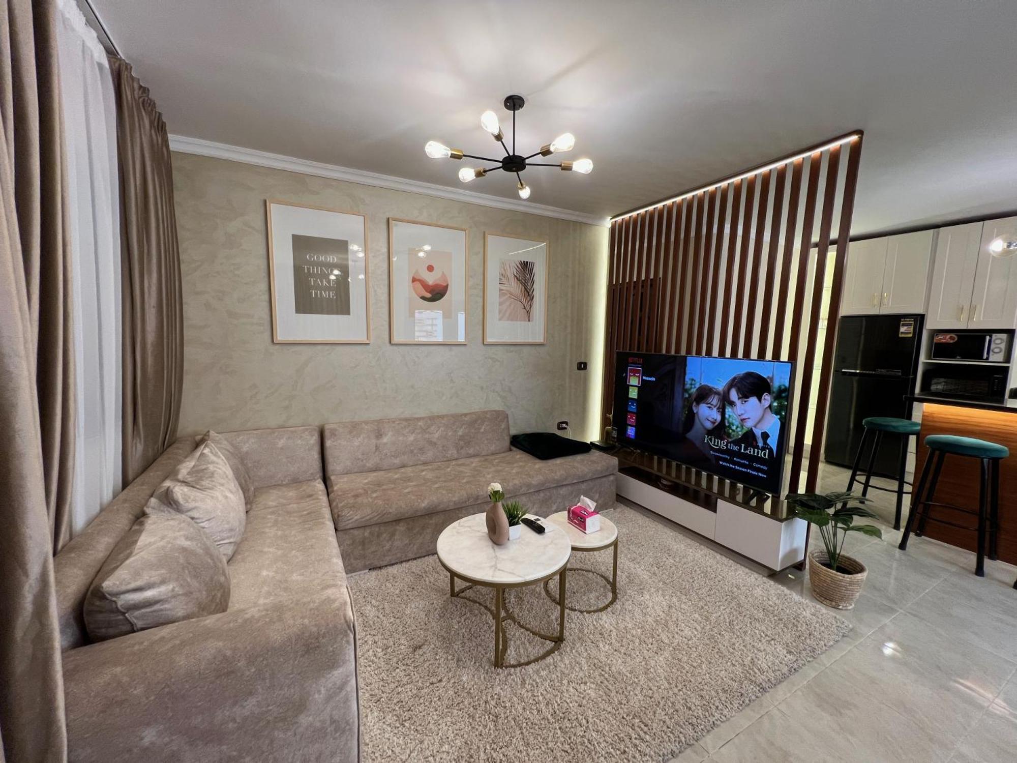 Charming 2br With Private Garden Appartement