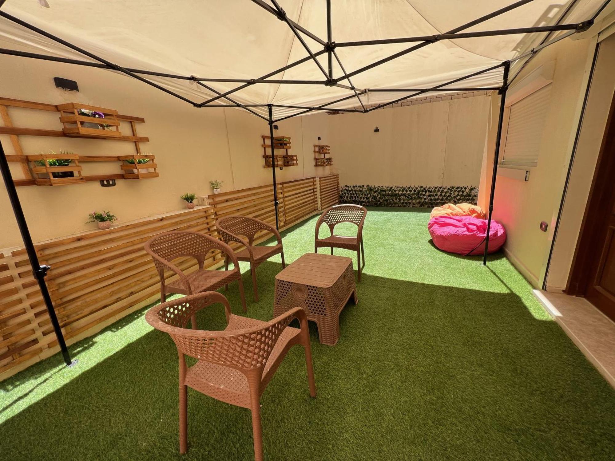 Charming 2br With Private Garden Cairo