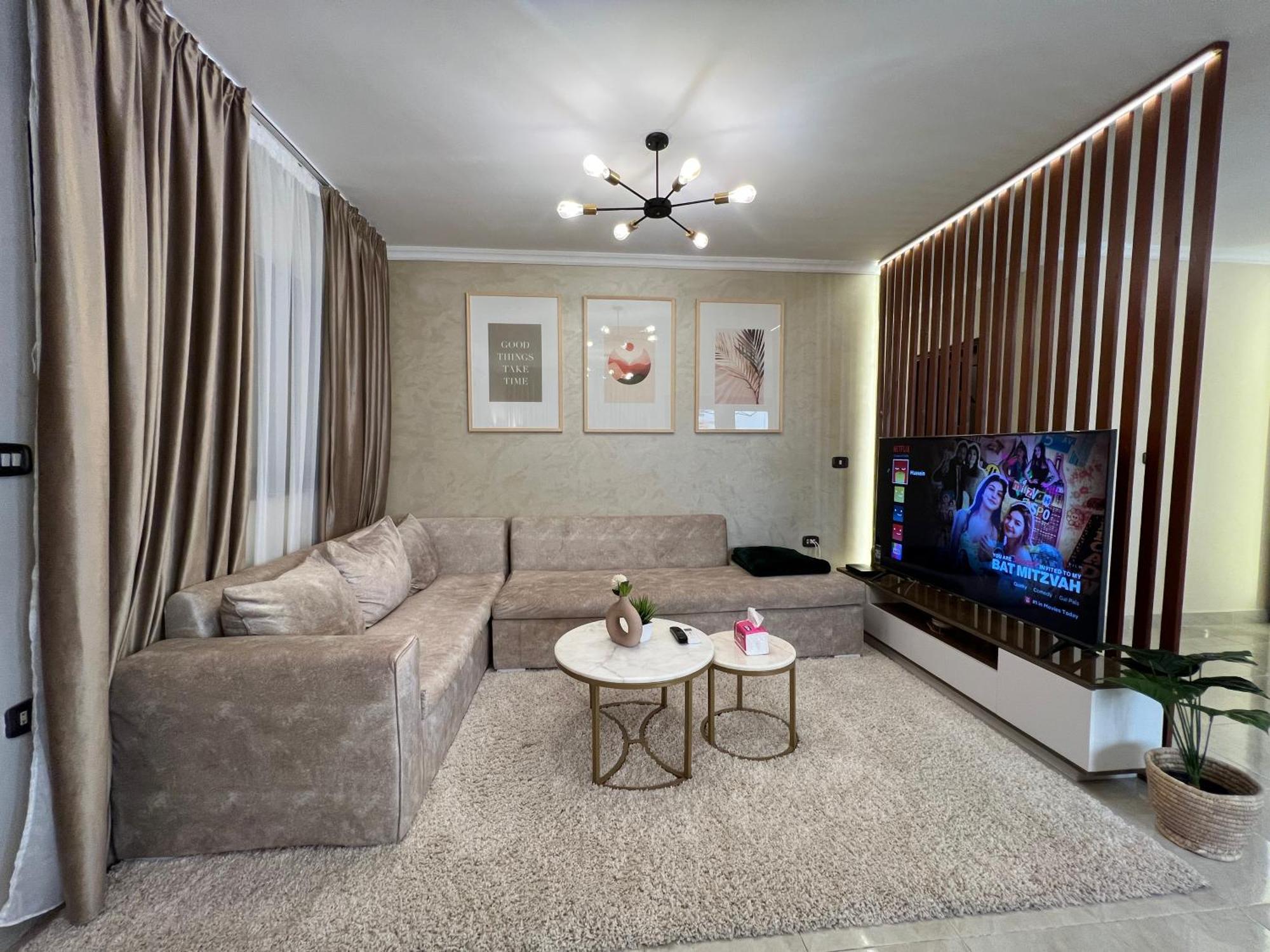 Charming 2br With Private Garden Apartment *