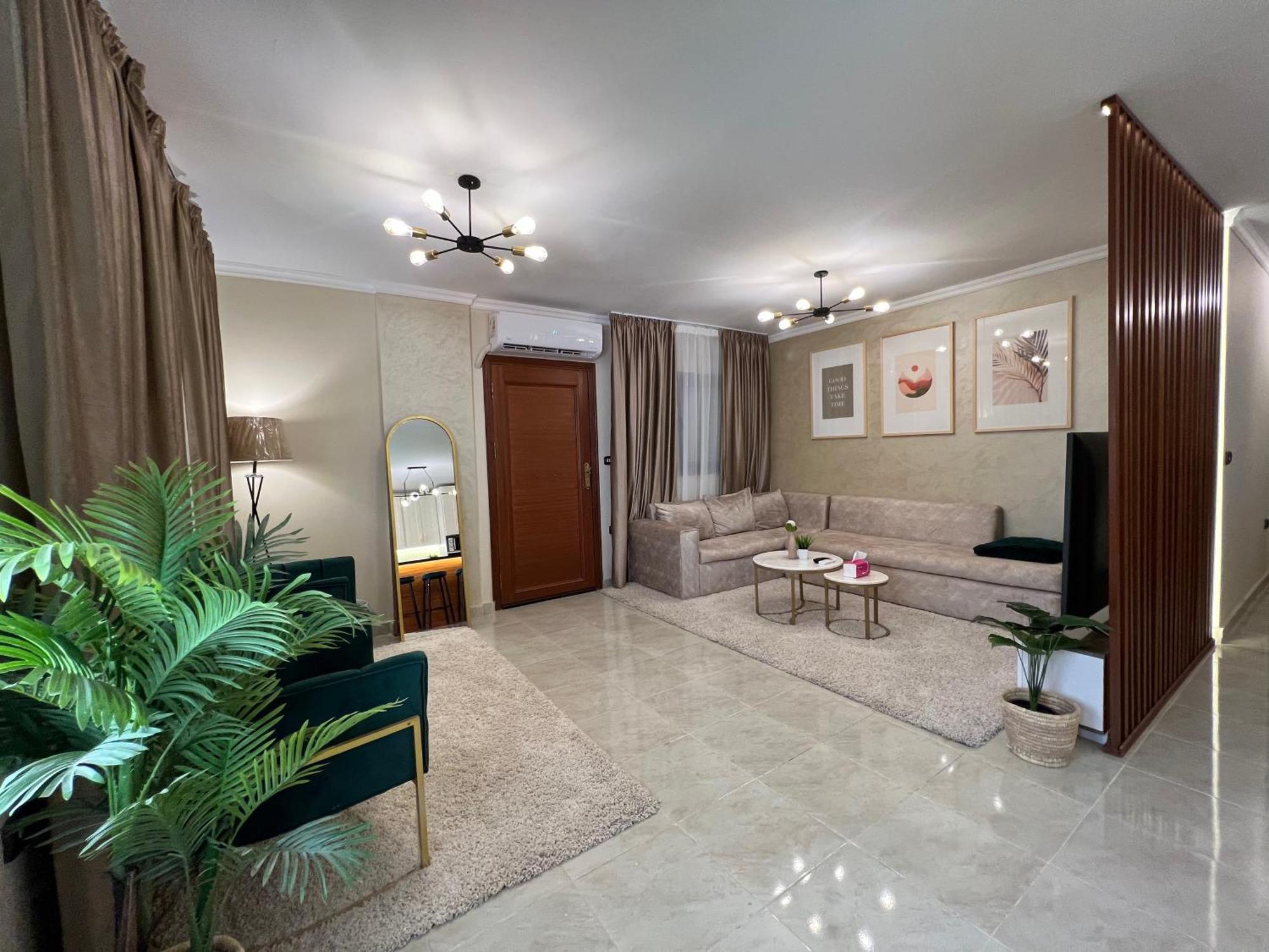 Charming 2br With Private Garden Apartment Cairo