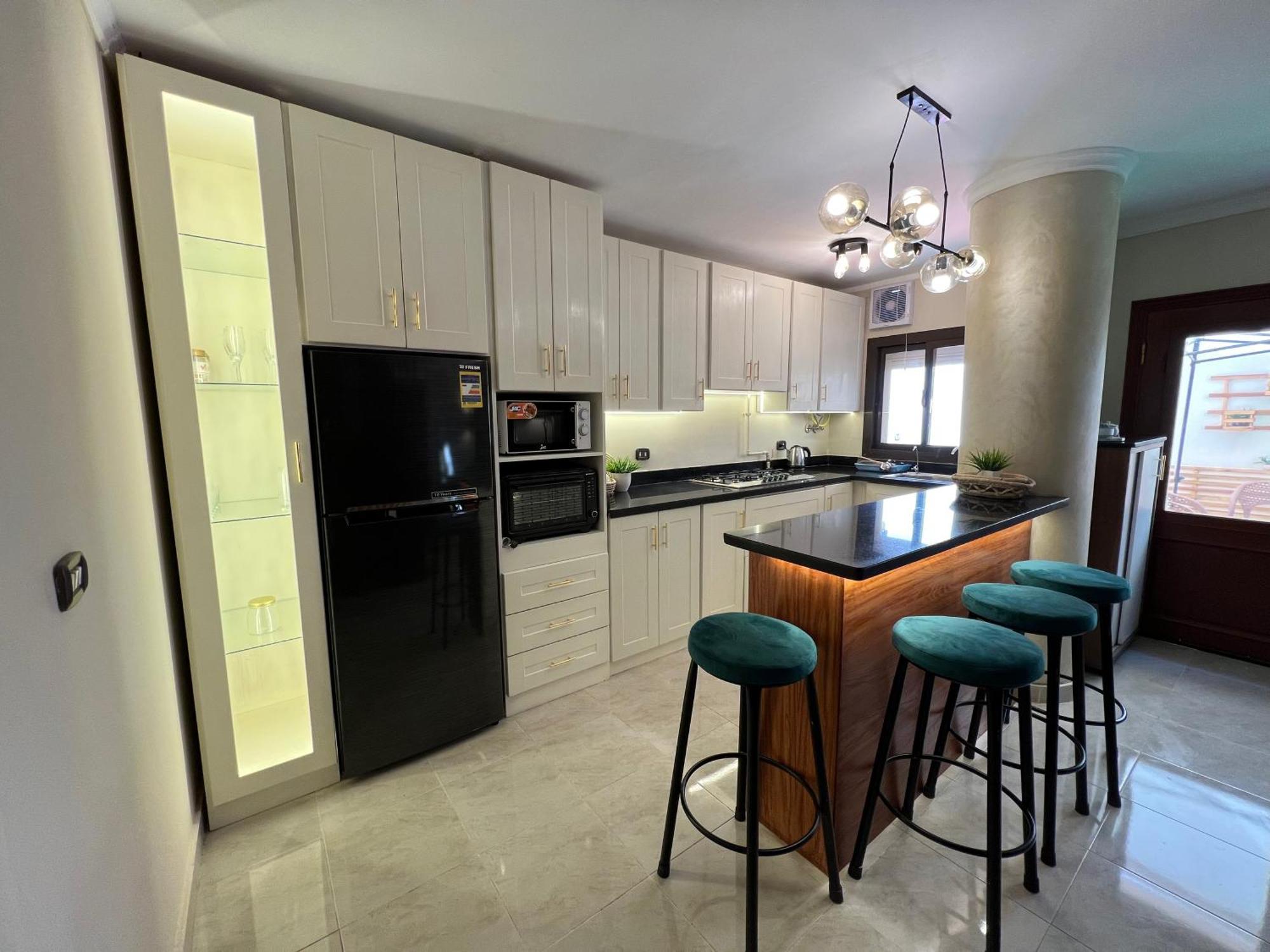Charming 2br With Private Garden Cairo