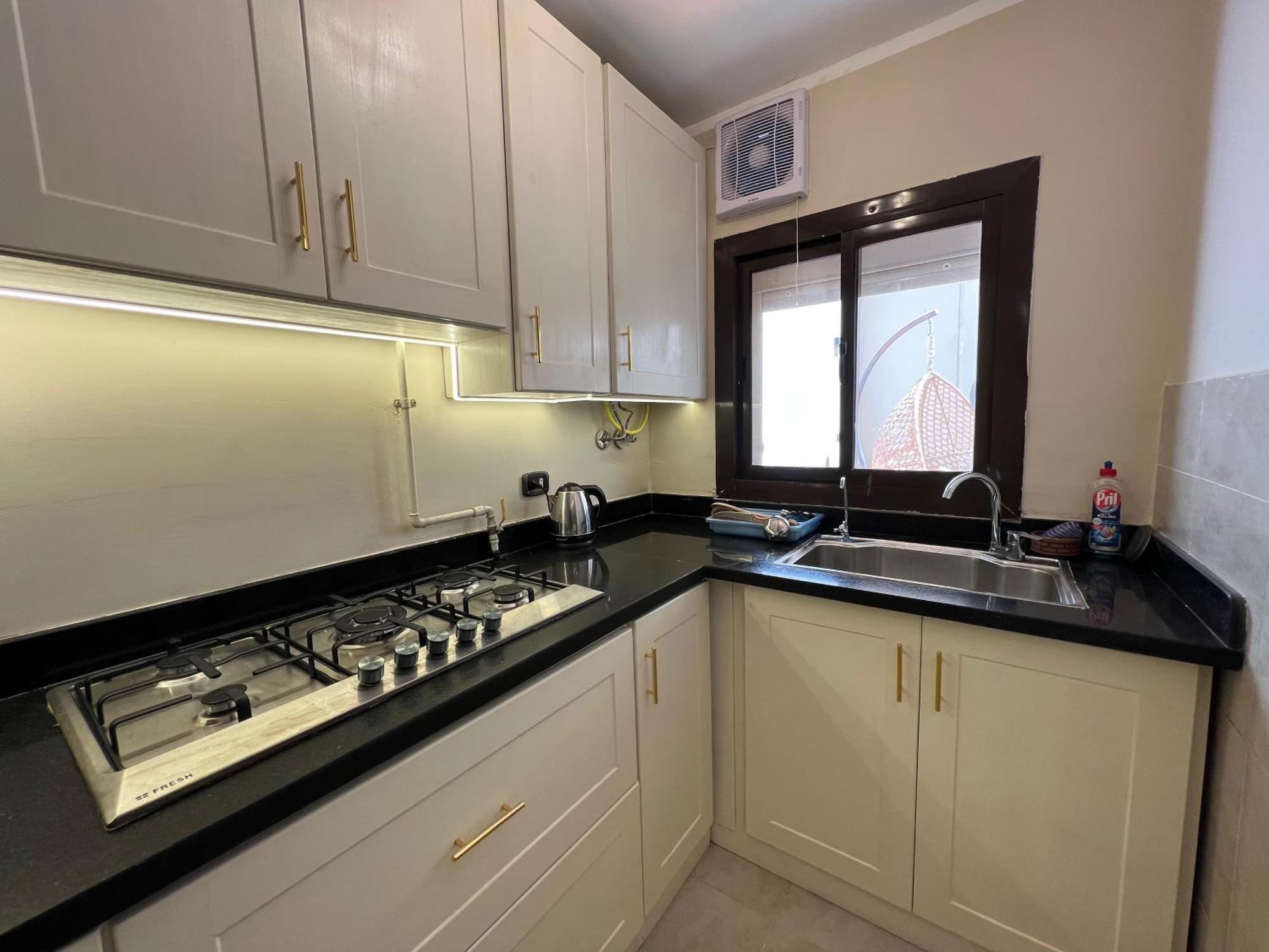 Charming 2br With Private Garden *