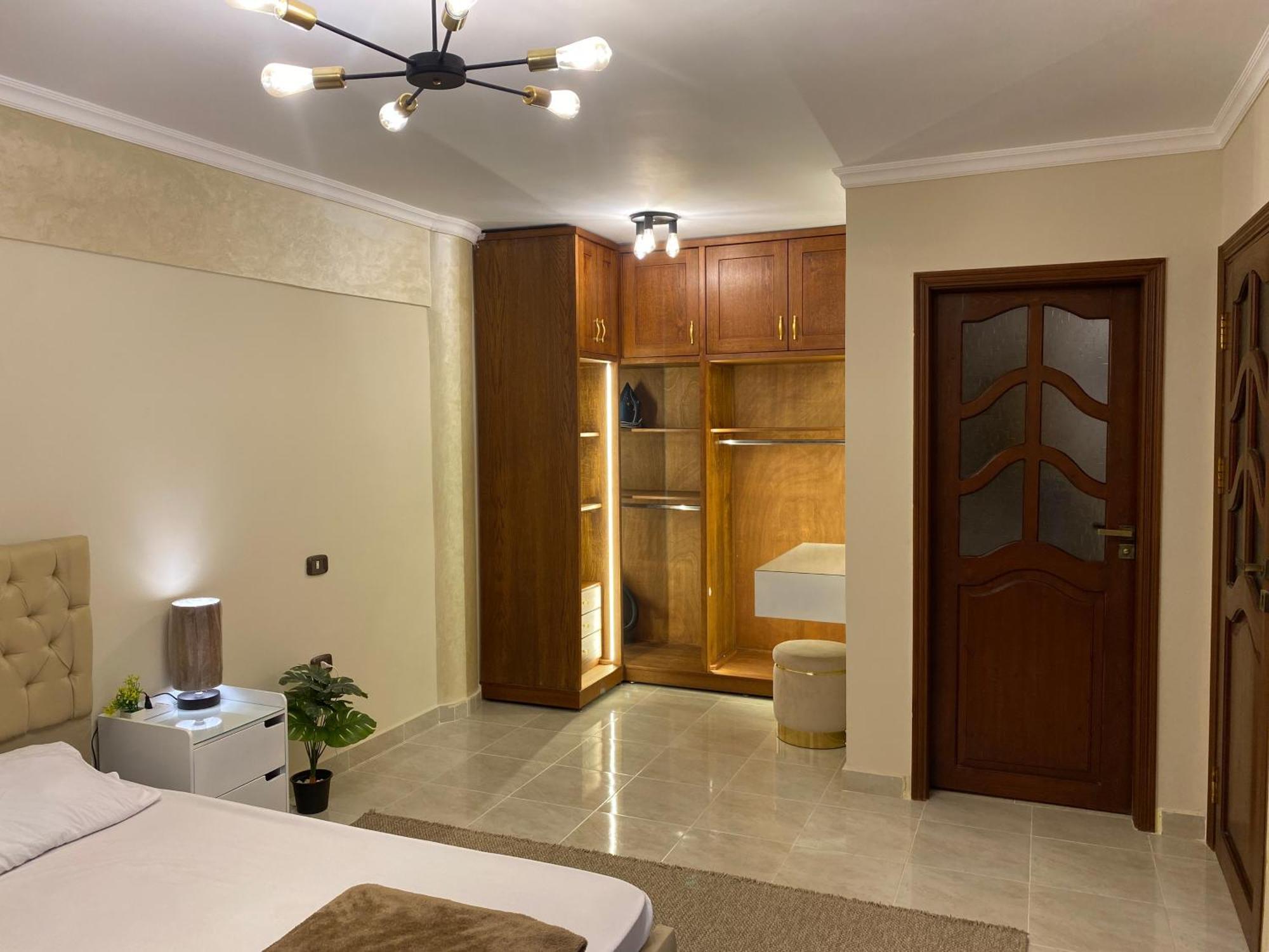 Charming 2br With Private Garden *